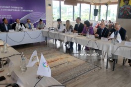Şuşada etnik və mədəni müxtəlifliklə bağlı müzakirə keçirilib