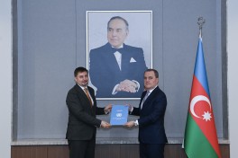 Ceyhun Bayramov BMT-nin Azərbaycanda yeni rezident əlaqələndiricisi ilə görüşüb