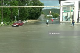 Əlverişsiz hava Qax və Zaqatalada elektrik, internet və qaz təchizatında fasilələrə səbəb olub - FOTO 