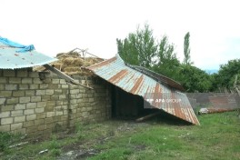 Əlverişsiz hava Qax və Zaqatalada elektrik, internet və qaz təchizatında fasilələrə səbəb olub - FOTO 