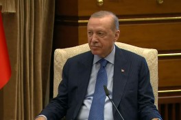 Ankarada prezident iqamətgahında Trampın rəsmi qarşılanma mərasimi olub