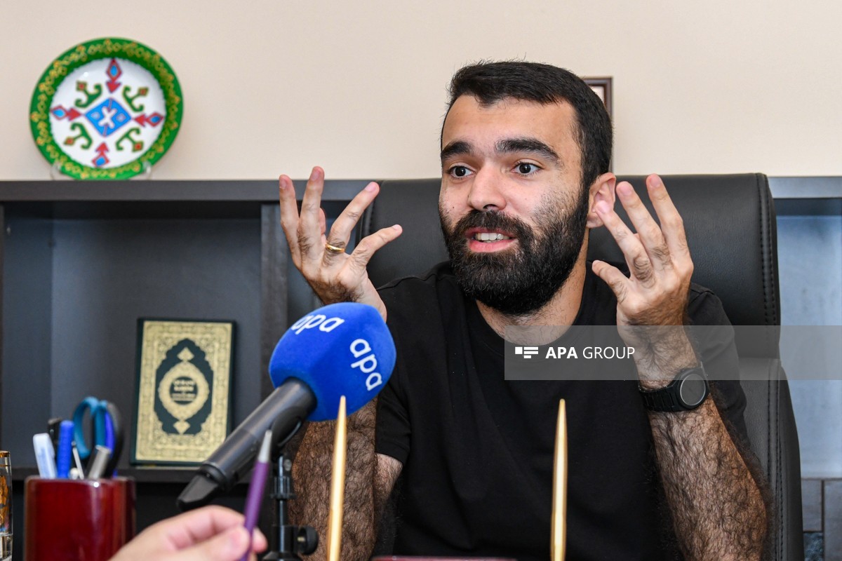 Səməd Vurğunun ev-muzeyinin direktoru, pianoçu Vurğun Vəkilov