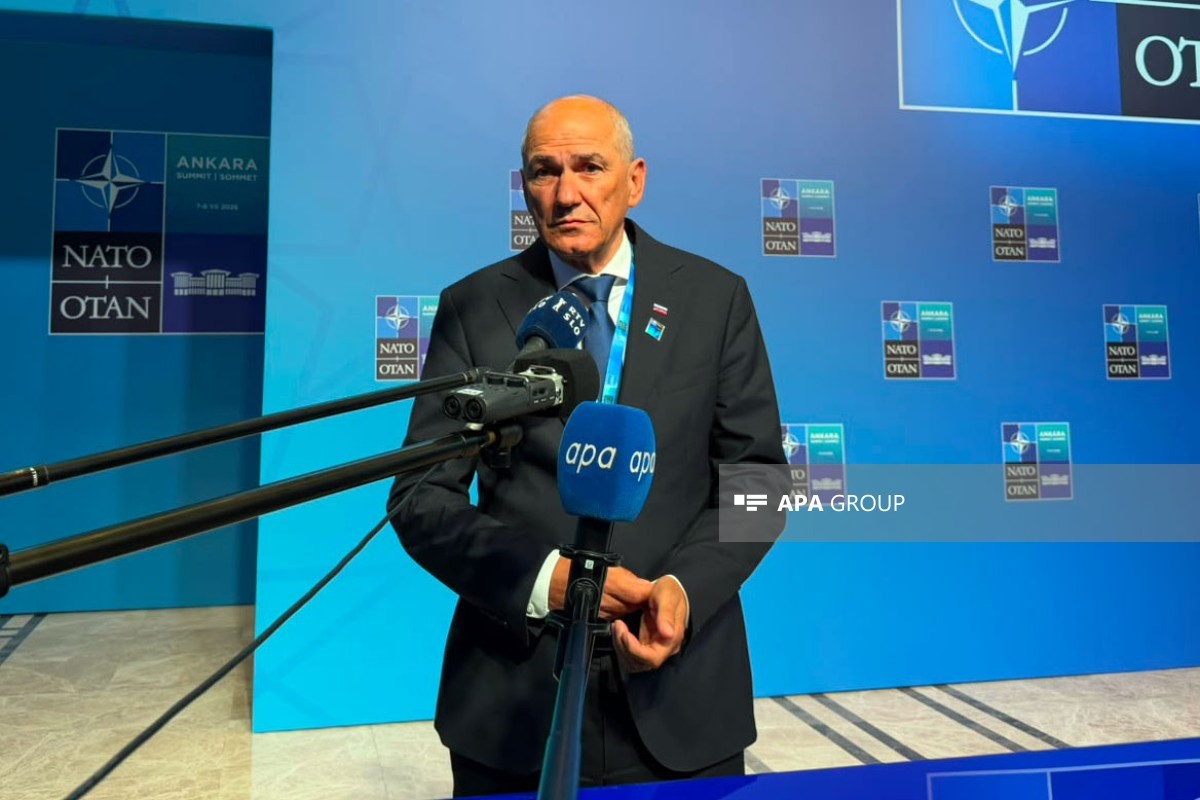 Sloveniyanın Baş naziri Yanez Yanşa