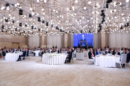 Diplomatların peşə bayramı münasibətilə Gülüstan sarayında rəsmi qəbul keçirilib - FOTO