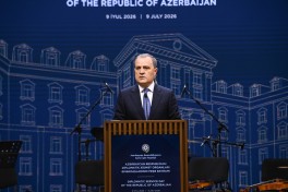 Diplomatların peşə bayramı münasibətilə Gülüstan sarayında rəsmi qəbul keçirilib - FOTO 