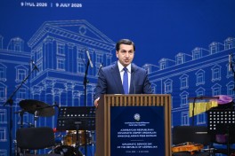 Diplomatların peşə bayramı münasibətilə Gülüstan sarayında rəsmi qəbul keçirilib - FOTO 