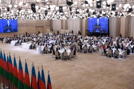 Diplomatların peşə bayramı münasibətilə Gülüstan sarayında rəsmi qəbul keçirilib - FOTO 