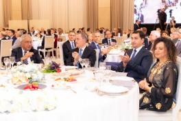 Diplomatların peşə bayramı münasibətilə Gülüstan sarayında rəsmi qəbul keçirilib - FOTO 