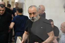 Arayik Harutyunyan və digərlərinin şikayətləri üzrə apellyasiya məhkəməsi çıxışlarla davam etdirilib - FOTO 