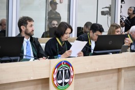 Arayik Harutyunyan və digərlərinin şikayətləri üzrə apellyasiya məhkəməsi çıxışlarla davam etdirilib - FOTO 
