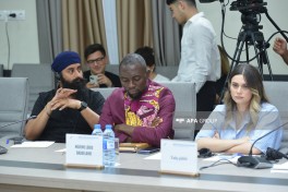 Bakıda “Media və dekolonizasiya: yüksələn səslər, güclənən narrativlər” mövzusunda beynəlxalq konfrans keçirilib - FOTO 