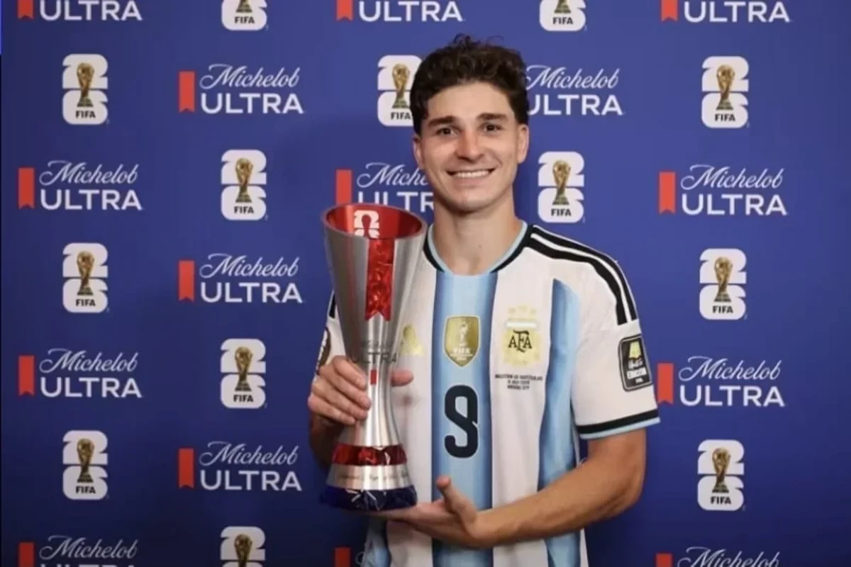 <span class="red_color">DÇ-26: Argentina İsveçrə qarşılaşmasından sonra Xulian Alvares oyunun ən yaxşısı adına layiq görülüb