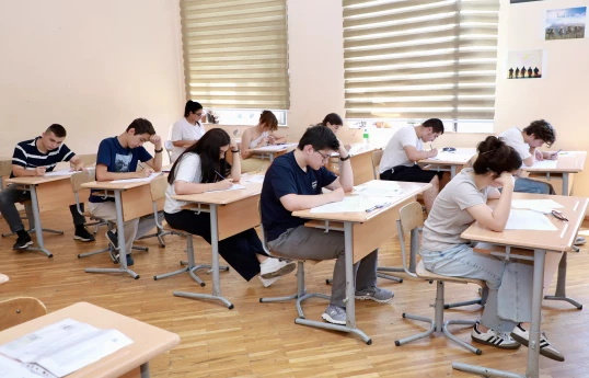Bu gün keçirilən imtahanlarda 12 nəfərdə telefon aşkarlanıb və imtahandan kənarlaşdırılıb