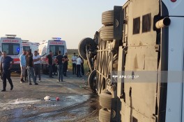 Hacıqabulda sərnişin avtobusu aşıb, çoxsaylı xəsarət alan var - FOTO 