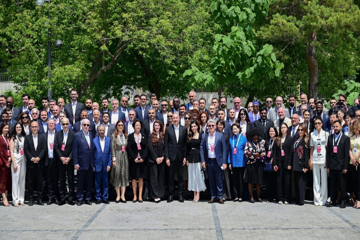 Family photo from 4th Shusha Global Media Forum shared on President