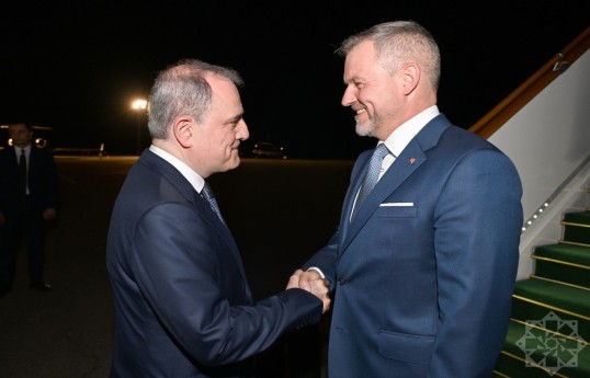 Slovakiya Prezidenti Peter Pelleqrini Azərbaycana rəsmi səfərə gəlib - FOTO 
