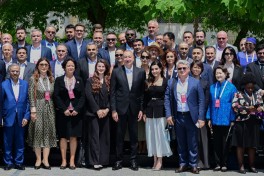 Prezident İlham Əliyev IV Şuşa Qlobal Media Forumunun açılışında iştirak edib - FOTO  - VİDEO  - YENİLƏNİB-1 