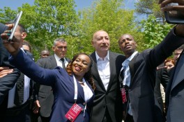 Prezident İlham Əliyev IV Şuşa Qlobal Media Forumunun açılışında iştirak edib - FOTO  - VİDEO  - YENİLƏNİB-1 