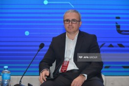 IV Şuşa Qlobal Media Forumu: Rəqəmsal platformalarda təhlükəsiz informasiya mühiti ilə bağlı sessiya keçirilib - FOTO 