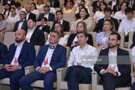 IV Şuşa Qlobal Media Forumu: Rəqəmsal platformalarda təhlükəsiz informasiya mühiti ilə bağlı sessiya keçirilib - FOTO 