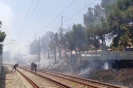 Babək prospektində açıq ərazidə yanğın söndürülüb- FOTO - YENİLƏNİB