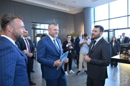 Slovakiya Prezidenti “Sea Breeze”lə tanış olub