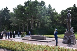 Fələstin dövlətinin Baş naziri Fəxri xiyabanı ziyarət edib