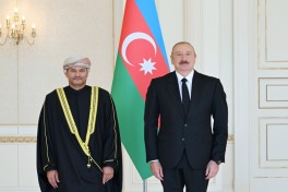 Prezident İlham Əliyev Omanın yeni səfirinin etimadnaməsini qəbul edib