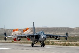 Hərbi pilotlar “JF-17C", "Su-25ML" və "L-39"-larla döyüş manevrləri üzrə tapşırıqları yerinə yetirib - FOTO 