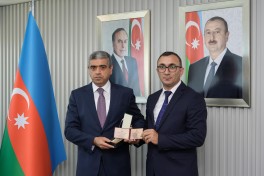 ƏƏSMN-in təltif edilmiş əməkdaşlarına vəsiqələr və medallar təqdim olunub