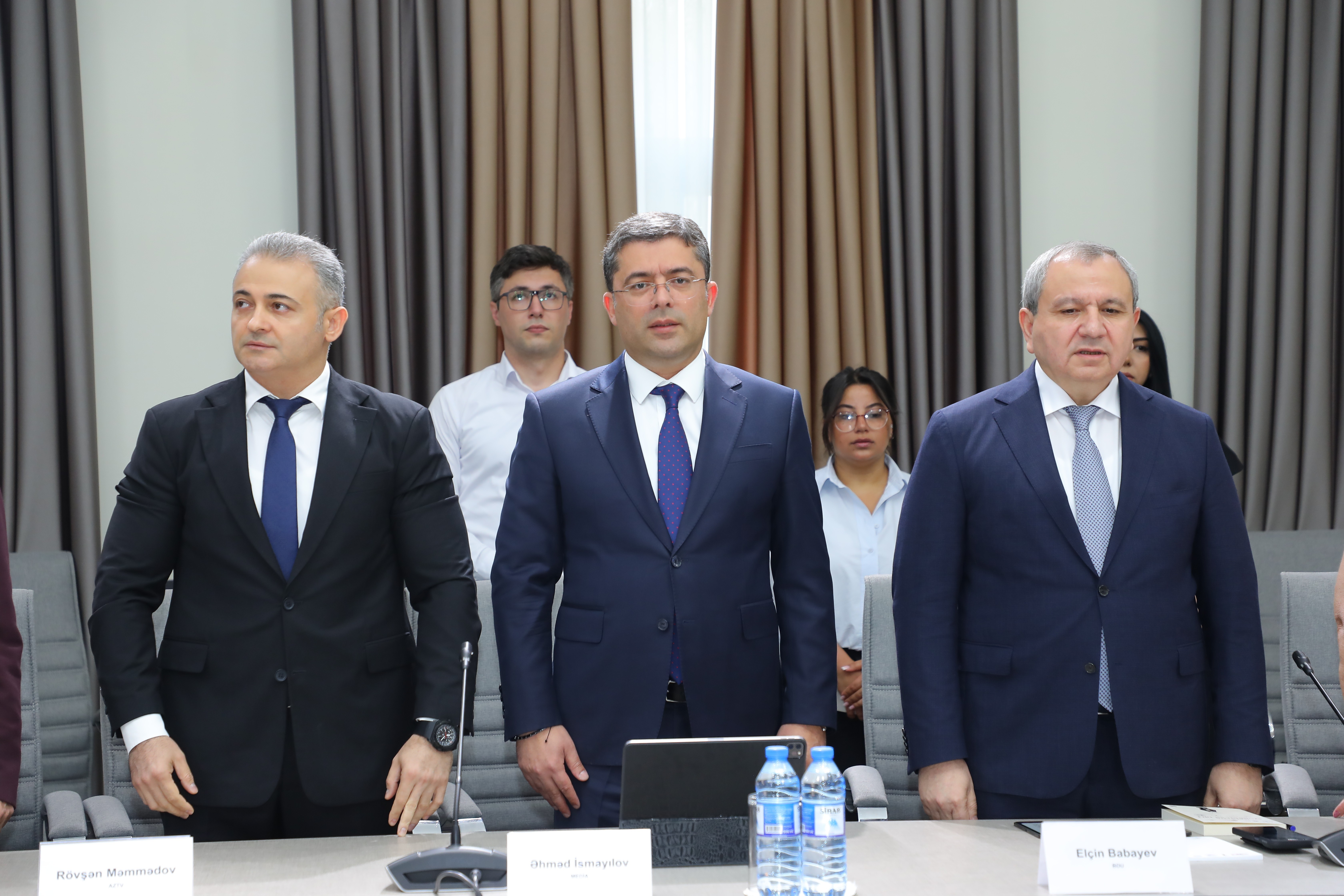 “Azərsun Holdinq”in dəstəyi ilə “Mediada Azərbaycan dili” kitabı nəşr olunub