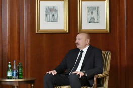 İlham Əliyev Almaniya İqtisadiyyatının Şərq Komitəsinin sədri Mixael Harms ilə görüşüb