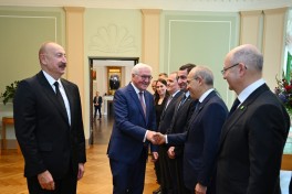 Azərbaycan və Almaniya prezidentlərinin geniş tərkibdə görüşü olub - YENİLƏNİB 