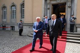 Azərbaycan və Almaniya prezidentlərinin geniş tərkibdə görüşü olub - YENİLƏNİB 