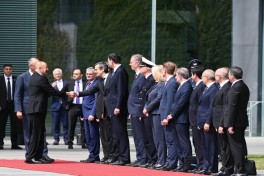 ​​​​​​​Azərbaycan Prezidentinin Berlində rəsmi qarşılanma mərasimi keçirilib