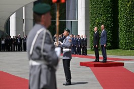 ​​​​​​​Azərbaycan Prezidentinin Berlində rəsmi qarşılanma mərasimi keçirilib