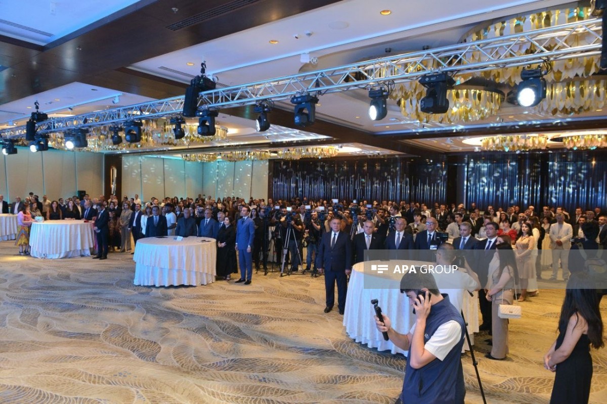 MEDİA-nın təşkilatçılığı ilə 22 iyul - Milli Mətbuat Gününə həsr olunan tədbir keçirilib - FOTO 