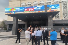 Azərbaycanlı jurnalistlər Qırğızıstanın aparıcı dövlət media korporasiyasının işi ilə tanış olublar - FOTO 