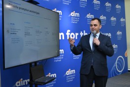 Media nümayəndələri üçün süni intellekt mövzusunda təlim təşkil edilib