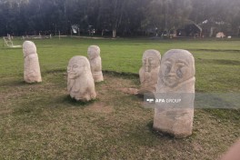 Azərbaycanlı jurnalistlər Qırğızıstanda köçəri mədəniyyəti və Dünya Köçəri Oyunlarına hazırlıqla tanış olublar - FOTO 