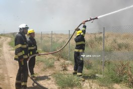 Ağdamda keçmiş təmas xəttində yanğın davam edir - FOTO  - VİDEO  - YENİLƏNİB-1 