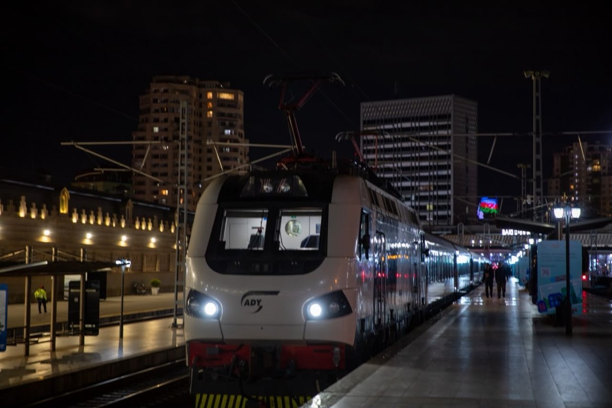 Bakı–Tbilisi–Bakı qatarlarında sərnişin yerlərinin sayı 120 faiz artırılıb