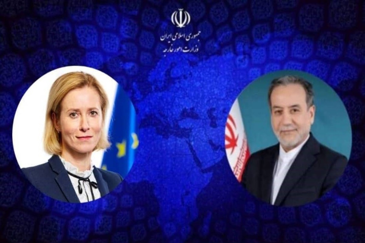 Əraqçi Kallasla regional və beynəlxalq məsələləri müzakirə edib