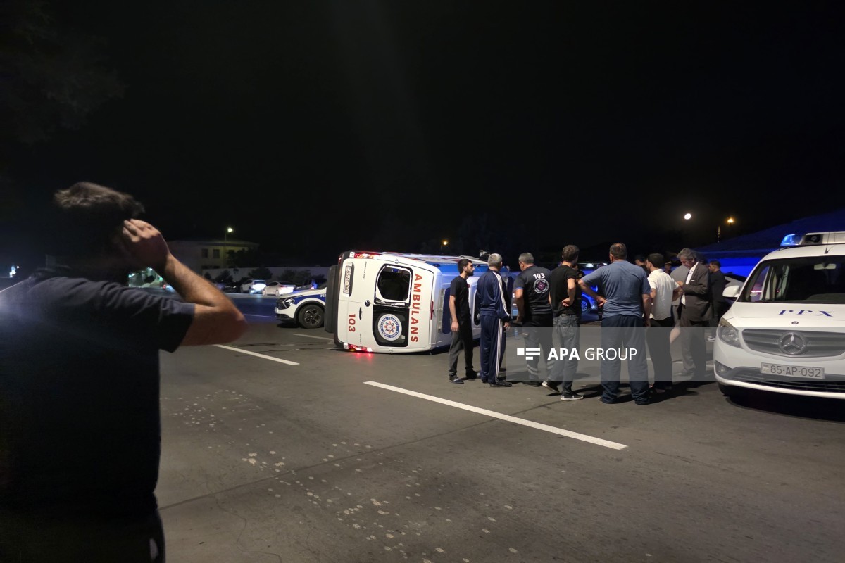 Naxçıvanda təcili tibbi yardım avtomobili aşıb, xəsarət alanlar var