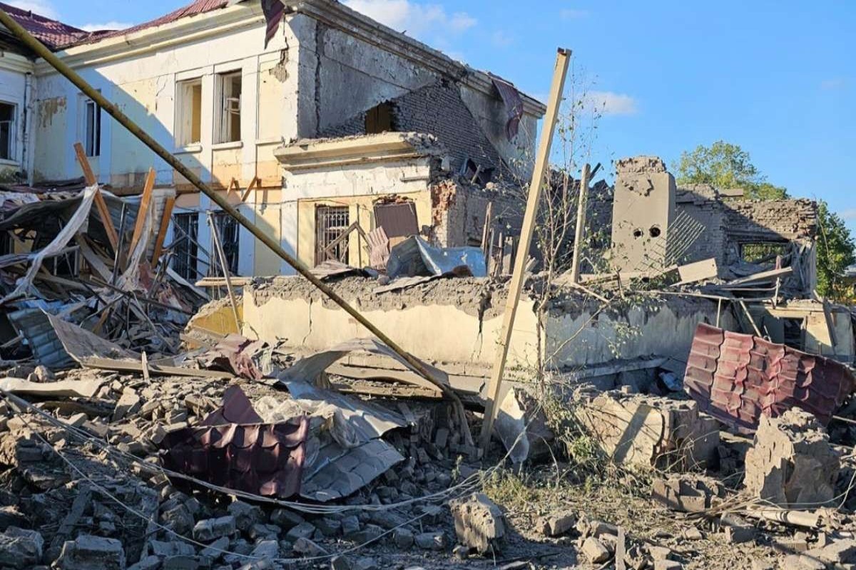 Rostovda güclü qasırğa nəticəsində 1 nəfər ölüb, 14 nəfər xəsarət alıb