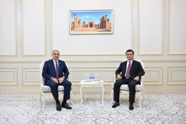 Rəşad Məmmədov etimadnaməsinin surətini Özbəkistan xarici işlər nazirinə təqdim edib