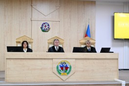 Arayik Harutyunyan və digərlərinin apellyasiya məhkəməsi prokurorların çıxışları ilə davam etdirilib