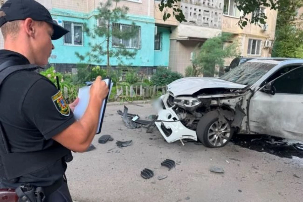 SUV explodes in Odesa courtyard, driver injured as police launch investigation