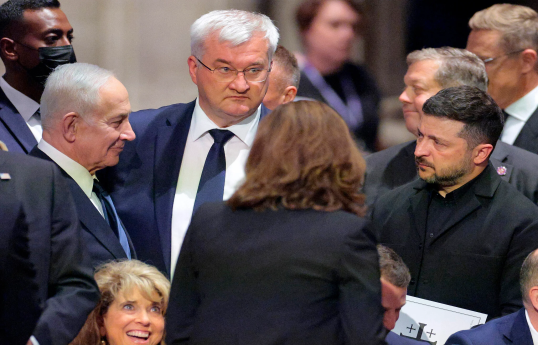 "Haaretz": Netanyahu Zelenski ilə Vaşinqtonda görüşməkdən imtina edib
