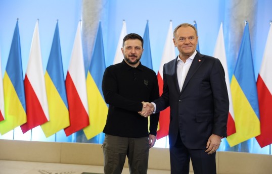 Ukrayna Prezidenti Volodimir Zelenski və Polşanın Baş naziri Donald Tusk